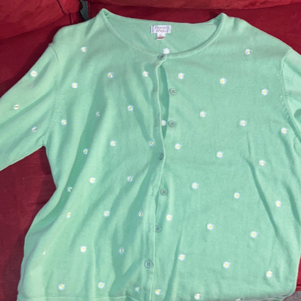 Baxter&wells cardigan with daisies
